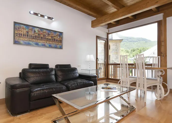 Atico Mendia By Bevalle